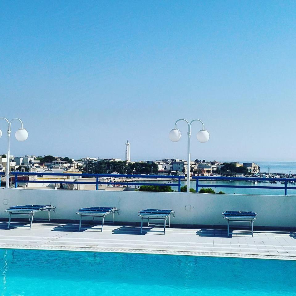 Eden Beach Club Torre Canne Esterno foto