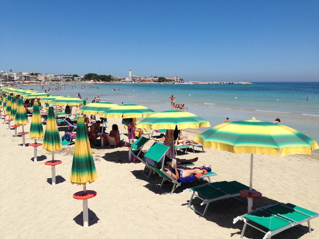 Eden Beach Club Torre Canne Esterno foto